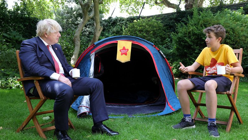 Boris meets Max Woosey ahead of Boycott your Bed 2021