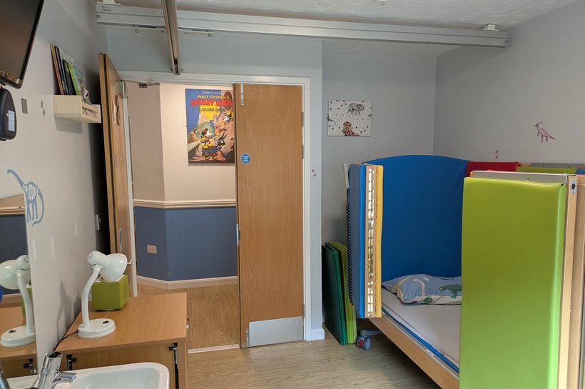 Bedroom example from Squirrels overnight breaks home