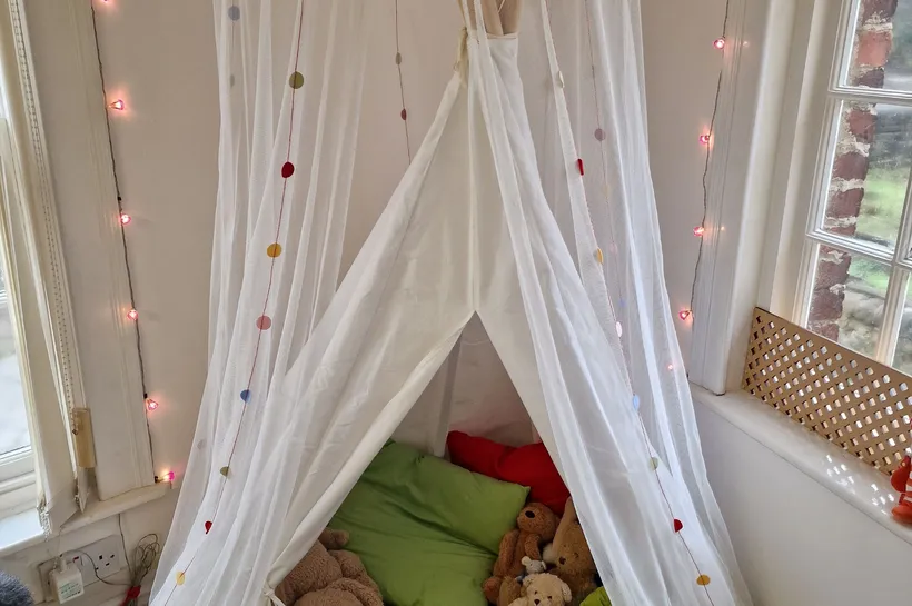 Burrow Cosy Corner