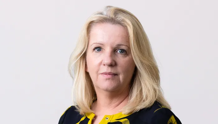 Fiona Adams