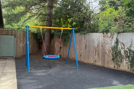 Large garden swing
