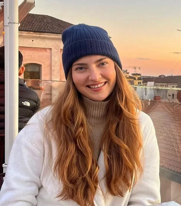 Picture of Elle