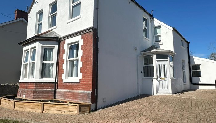 Ty Fro Residential House