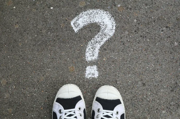 question mark feet