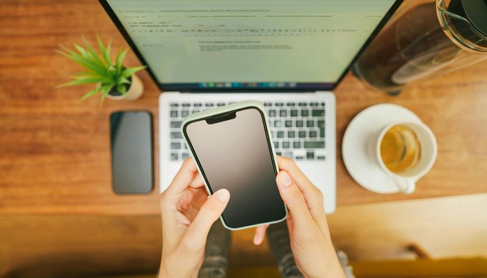 laptop phone